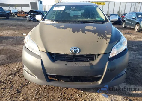 2010 Toyota Matrix z USA, uszkodzony, nr VIN 2T1KU4EE7AC265580